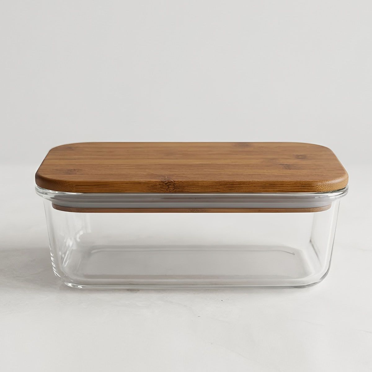 Rectangular fresh-keeping box