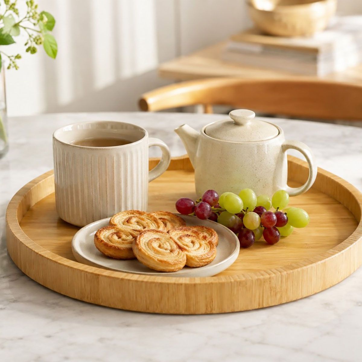 Circular tray