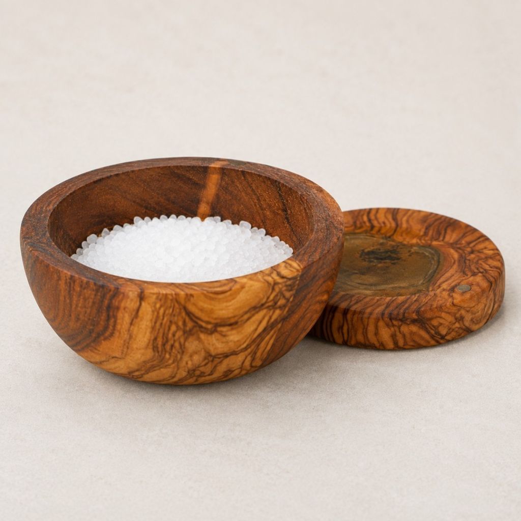 Storage sugar and salt tank