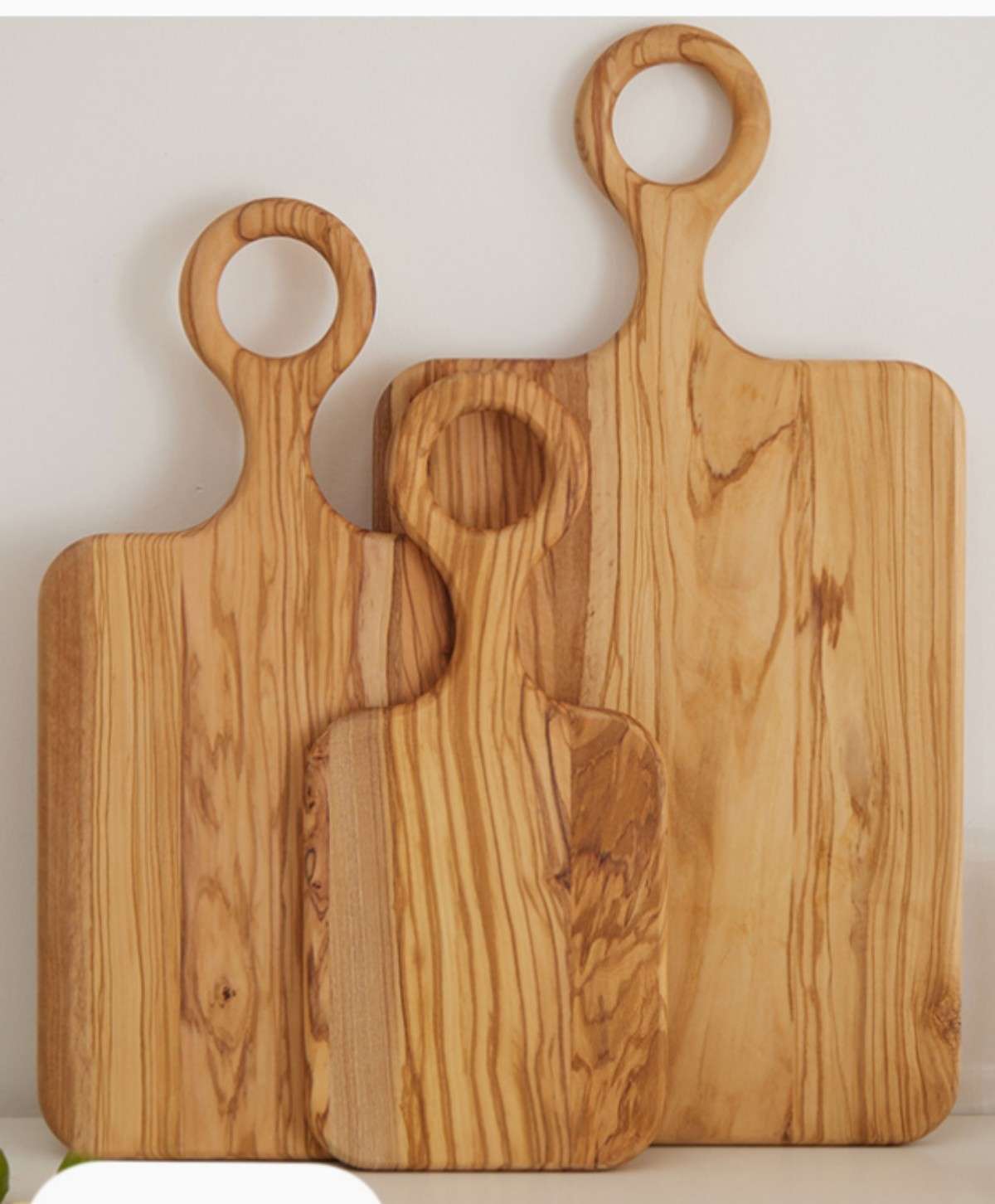 Olive wood chopping board(Image11) Olive wood chopping board(Image11)